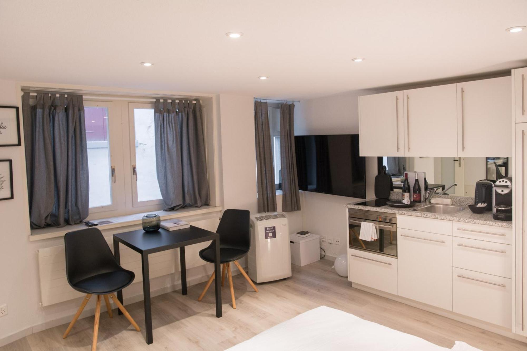 Top City Center Location By Airhome Zug Exterior foto